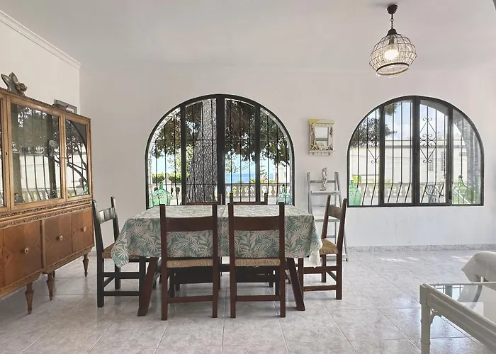 Chalet Casa Serra Cerca De Playas Y Calas De