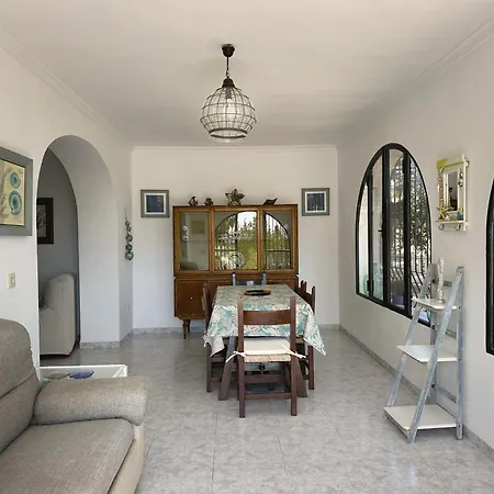 Casa Serra Cerca De Playas Y Calas De 샬레 *